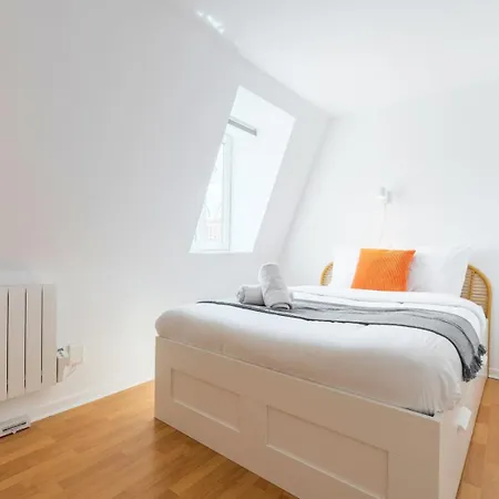 Jean-baptiste Lebas - Superb 2 Bed Appartement Lille